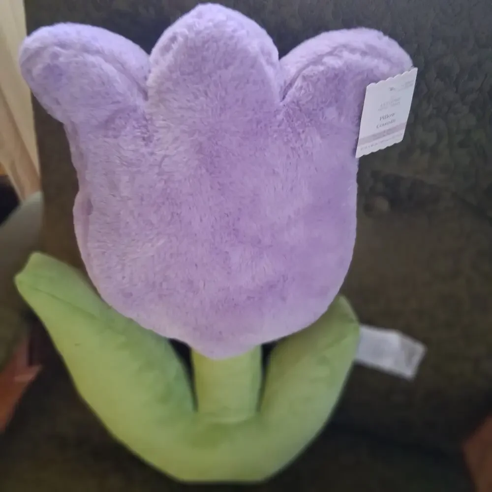 Ashland nwt pillow 13x21 tulip flower soft plush Spring Easter purple